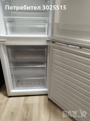 Хладилник с фризер за ремонт , снимка 5 - Хладилници - 34848366