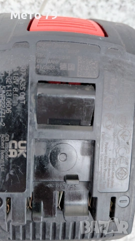 Bosch Акумулаторна Батерия 18v и Зарядно , снимка 12 - Други инструменти - 54388329