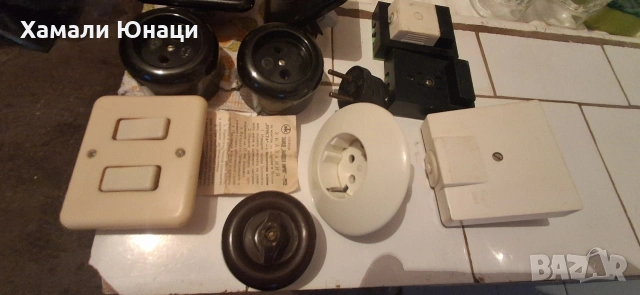 ЛОТ Ретро ел.контакти, ел. ключове и други , снимка 6 - Антикварни и старинни предмети - 54723305