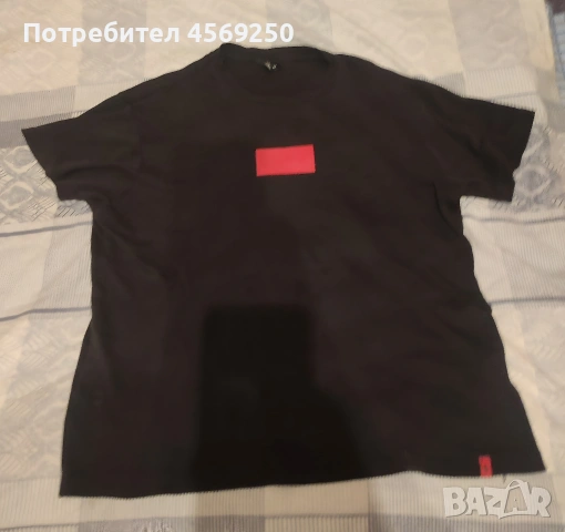 Черна памучна тениска Icono Couture с червено лого размер S, снимка 3 - Тениски - 54487605