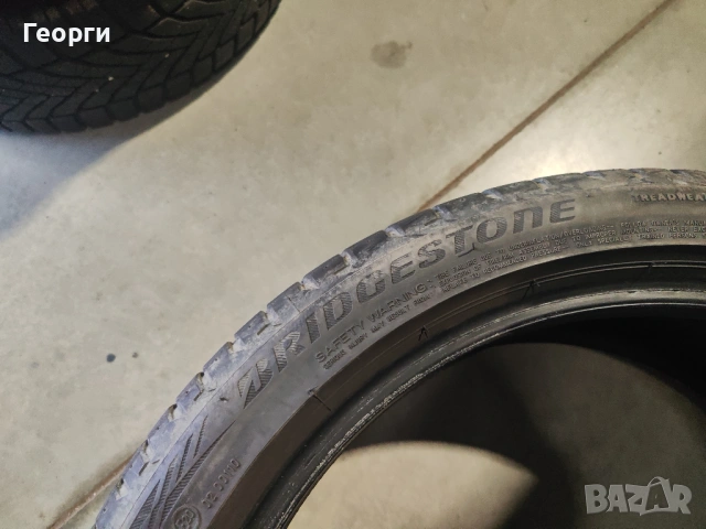 2бр.летни гуми 235/40/19 Bridgestone, снимка 3 - Гуми и джанти - 54186026