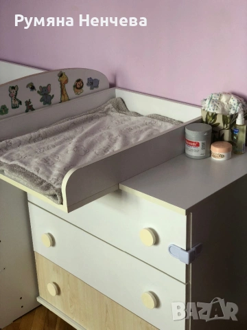 КОМПЛЕКТ Бебешка кошара със скрин и повивалник, снимка 5 - Бебешки легла и матраци - 54092807