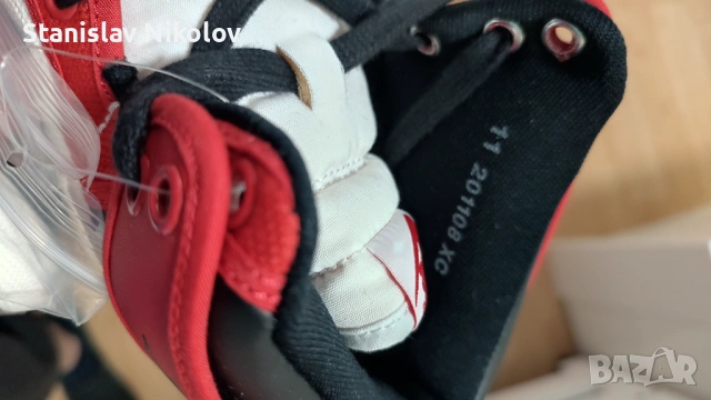 Nike Air Jordan 1 KO 2021 Chicago, Size 11 University Red Black , снимка 3 - Спортни обувки - 54541102