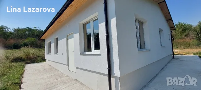 Продава къща с. Щипско 