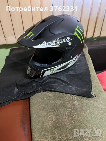 Продавам Каска Monster