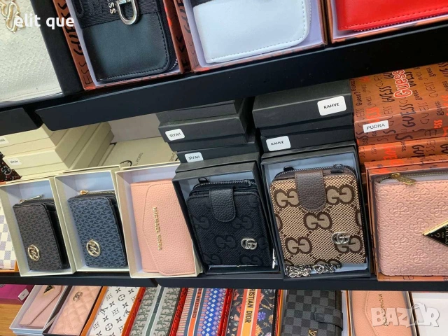 портмонета в кутия Louis Vuitton Karl legenfeld guess prada mcm Gucci Karl legenfeld , снимка 17 - Портфейли, портмонета - 55237169