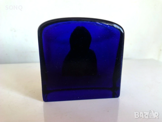 Иконка Дева Мария С Младенеца Върху Кобалтово Стъкло, снимка 4 - Икони - 54020047