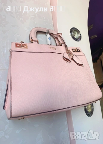 Дамска чанта Guess 🌸 Оригинал, снимка 8 - Чанти - 53976839