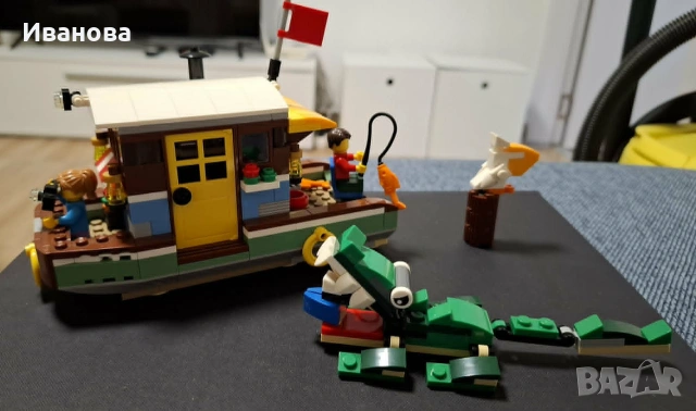 Конструктор LEGO Creator 3 в 1 /31093/ Riverside Houseboat, снимка 2 - Конструктори - 55188795