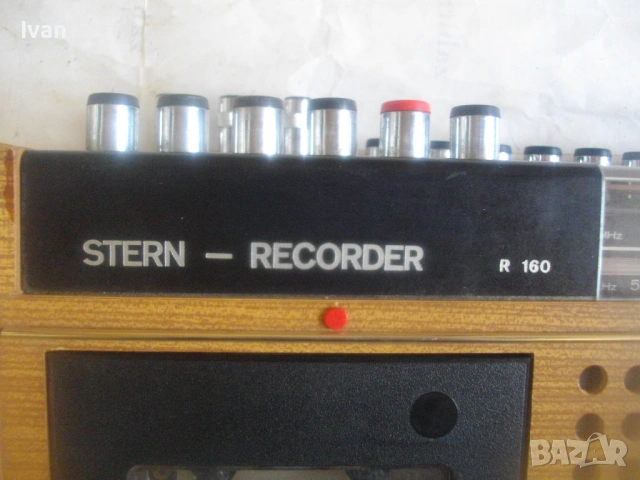 ЧИСТО НОВ РАДИОКАСЕТОФОН STERN RECORDER R 160 ПРОИЗВЕЖДАН В ГДР ПРЕЗ 70-те ГОДИНИ ОТЛИЧНО СЪСТОЯНИЕ, снимка 10 - Радиокасетофони, транзистори - 54646813