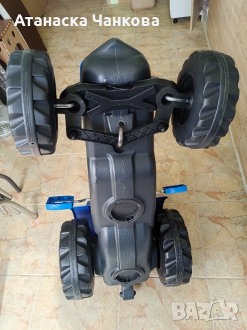 Детски трактор с педали, снимка 2 - Коли, камиони, мотори, писти - 54097976