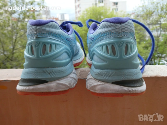 продавам дамски маратонки asics gel nimbus 20,номер 37, снимка 6 - Маратонки - 54366686