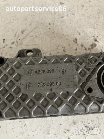 Ляв капак на двигателя за Mercedes ML W163 400 CDI (2004) A6280981107, снимка 3 - Части - 55243933