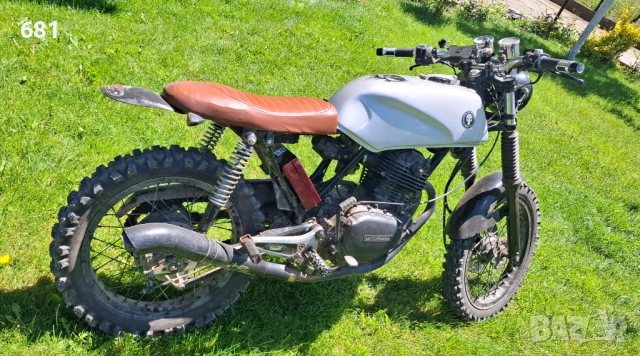 Honda CB 250 RS Перфектен!, снимка 2 - Мотоциклети и мототехника - 47382222