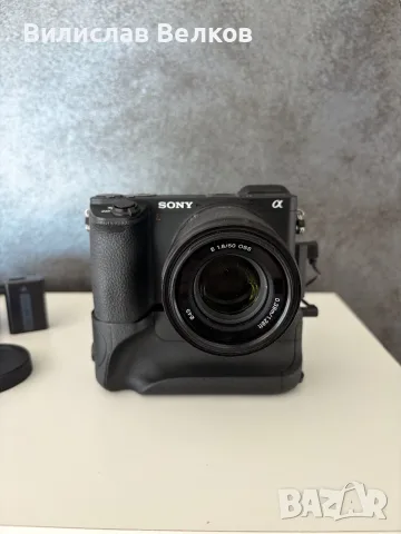 Продавам Sony a6500 + Обектив 50mm f/1.8 + Грип и екстри (Само 5076 кадъра!), снимка 7 - Фотоапарати - 55511157