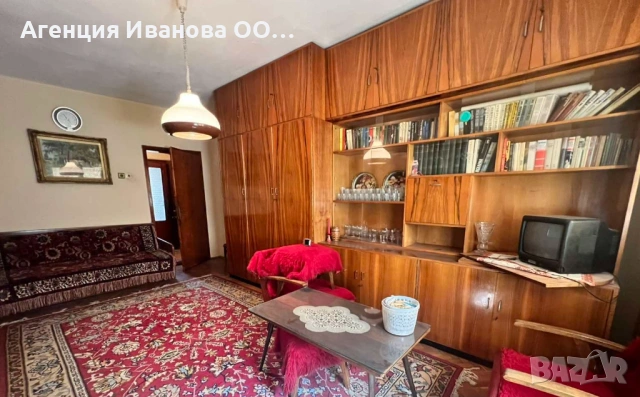 Етаж от масивна къща | 136 кв.м | гараж | двор | Център на гр. Попово, снимка 8 - Къщи - 54924323