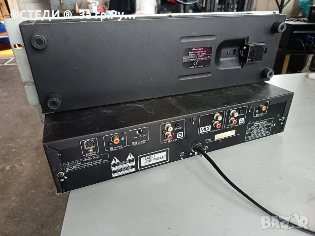 Професионален двоен DJ CD плейър Pioneer CMX-5000, снимка 6 - Ресийвъри, усилватели, смесителни пултове - 54669133