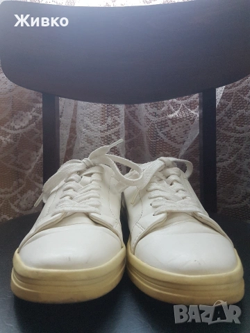 Продавам дамски маратонки Calvin Klein, снимка 4 - Маратонки - 54539850