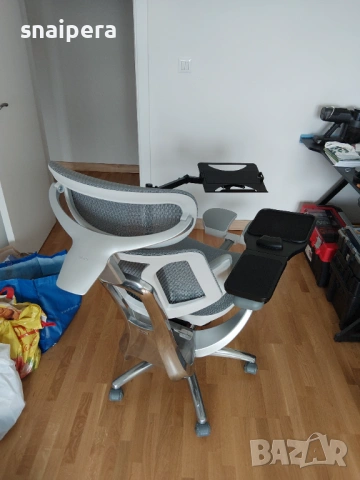 Ергономичен стол - Hbada E3 Ultra Ergonomic Office Chair, снимка 2 - Столове - 54495100
