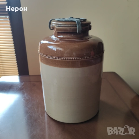 Порцеланов буркан Антикварен