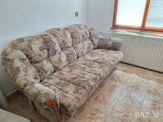 Разтегателен диван, 2 фотьойла и 2 табуретки