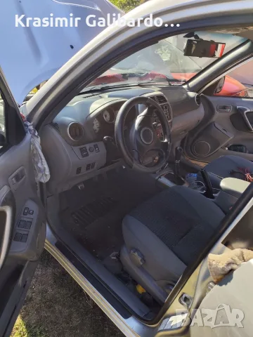 Toyota Rav4 2.0 D4D 2002 На части, снимка 8 - Автомобили и джипове - 55649871