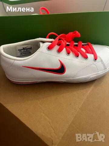 Нови, оригинални кецове  Nike, снимка 2 - Кецове - 55319210