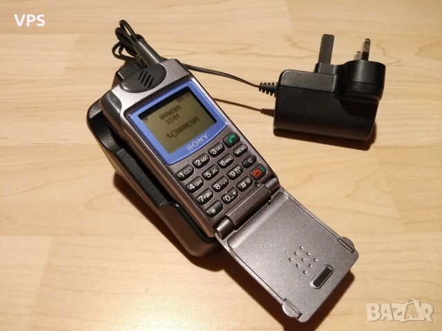 SONY CMD-Z5 с оригинална докстанция и зарядно, снимка 3 - Nokia - 54699211