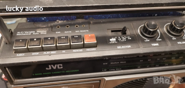 Радио JVC  3 BAND, снимка 3 - Радиокасетофони, транзистори - 55235214