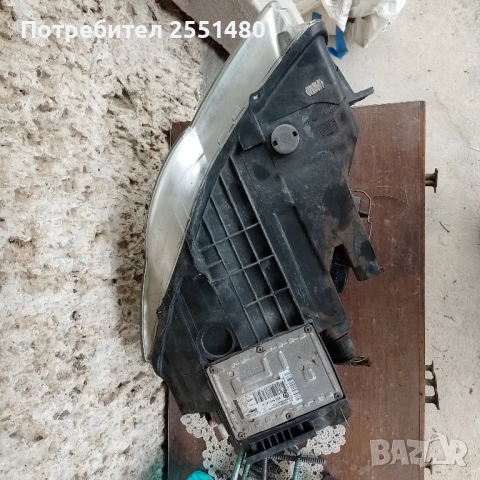 Десен фар Passat B6 Xenon + подложка, снимка 8 - Части - 54660192