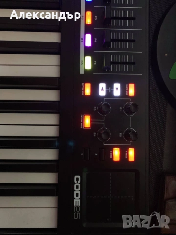 M-audio code 25 миди контролер клавиатура, снимка 8 - Синтезатори - 54739511