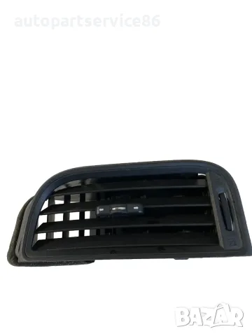 Въздуховод преден десен за Dodge Journey 2.0Crd (2010) 60613138
