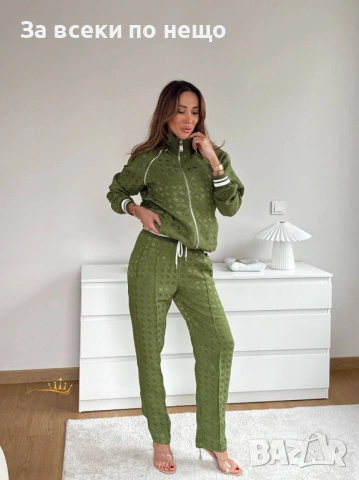 Guess Дамски Спортен Комплект С 3 Части🔝Дамски Спортен Екип С Три Части Гес - 4 Цвята Код SK1221, снимка 5 - Спортни екипи - 54103362