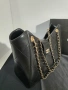 Chanel Hobo 25A Дамска Черна Чанта От Висококачествена Телешка Кожа Код Brand Luxury Fashion33, снимка 4