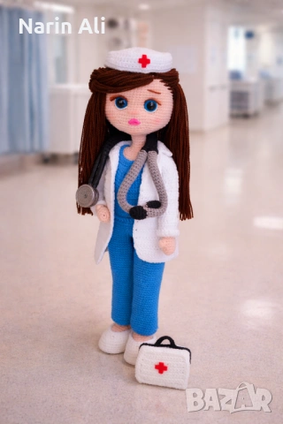 Плетена кукла доктор