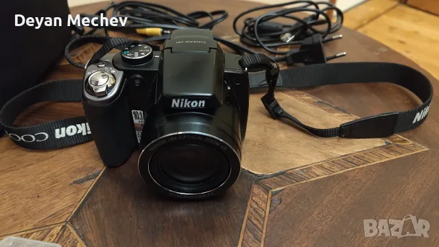 Японски Фотоапарат Nikon Coolpix P80 | Пълен Комплект + Чанта, снимка 2 - Фотоапарати - 55530541