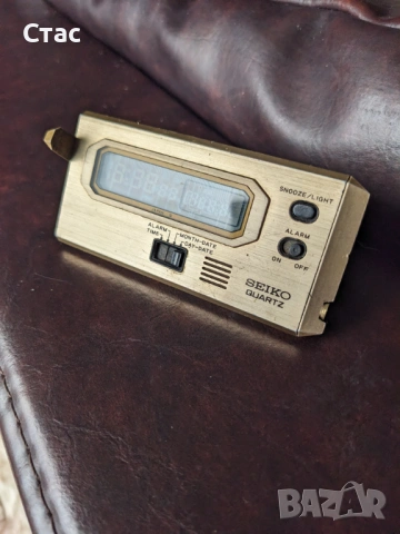 Seiko будилник с календар рядък японски