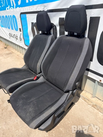 Предни седалки от Peugeot 308 (P5), 1.2 Pure Tech 131 кс., двигател HNS, снимка 3 - Части - 55230729