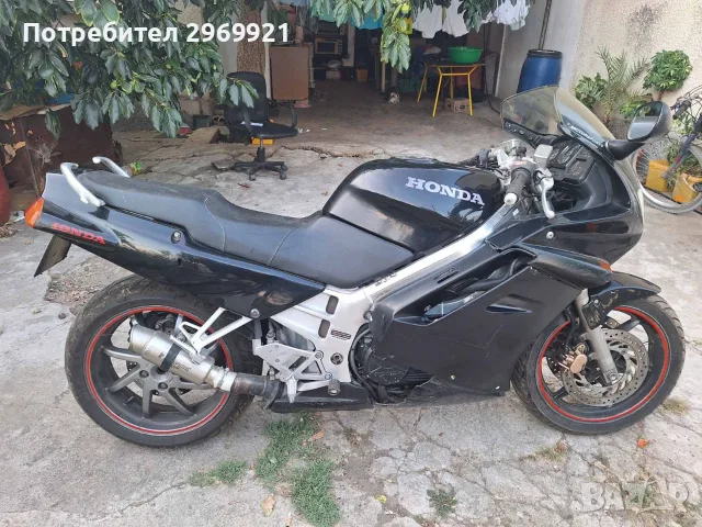 Мотоциклет HONDA VFR 750, снимка 2 - Мотоциклети и мототехника - 55630268