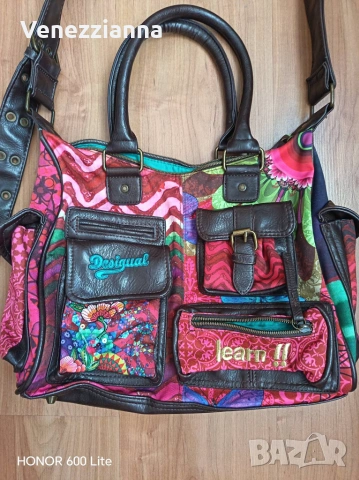 DESIGUAL Чанта в атрактивни ярки цветове, снимка 3 - Чанти - 55259136