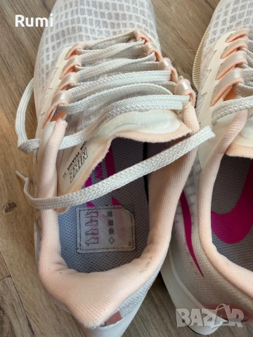 Оригинални дамски маратонки Nike Pegasus 37 ! 40 н, снимка 8 - Маратонки - 54656800