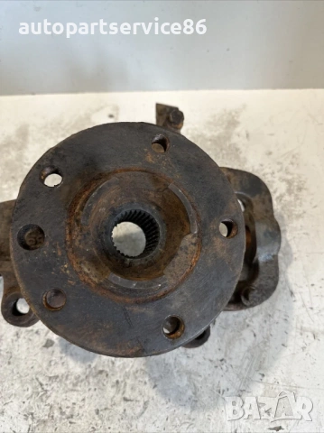 Главина на колело предна лява за Volkswagen Touareg 3.0 Tdi (2009) 7L0407257A, снимка 3 - Части - 54198017