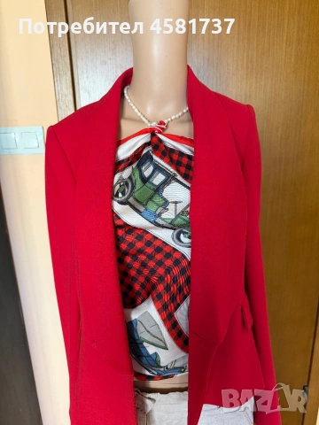 Копринен шал с десен ретро коли