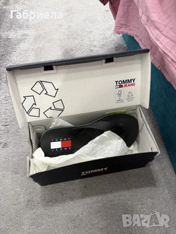 оригинални дамски чехли Tommy Hilfiger , снимка 2 - Чехли - 55166323