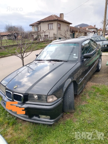 Bmw 318i, снимка 3 - Автомобили и джипове - 54082428