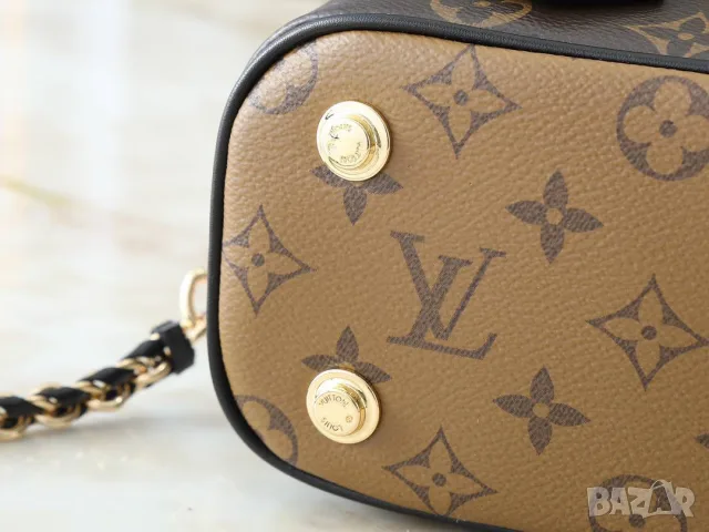 Louis Vuitton Vanity PM Monogram , снимка 7 - Чанти - 55416322