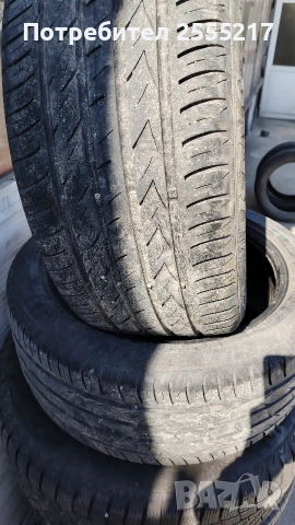 Летни гуми 225/45R17, снимка 2 - Гуми и джанти - 54338799