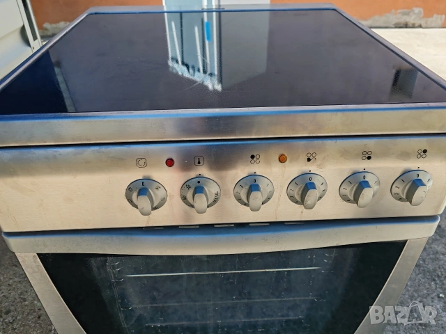 Иноксова свободно стояща печка с керамичен плот Gorenje с 2 години гаранция! , снимка 3 - Печки, фурни - 55289593