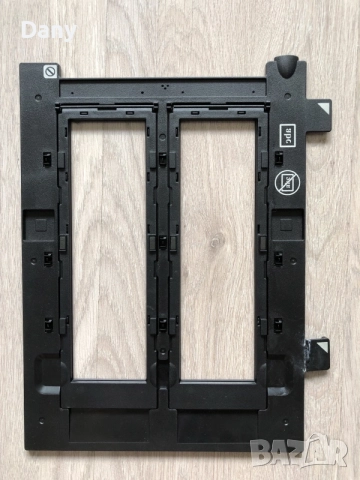 Epson Perfection V750 Pro, снимка 9 - Принтери, копири, скенери - 55388426
