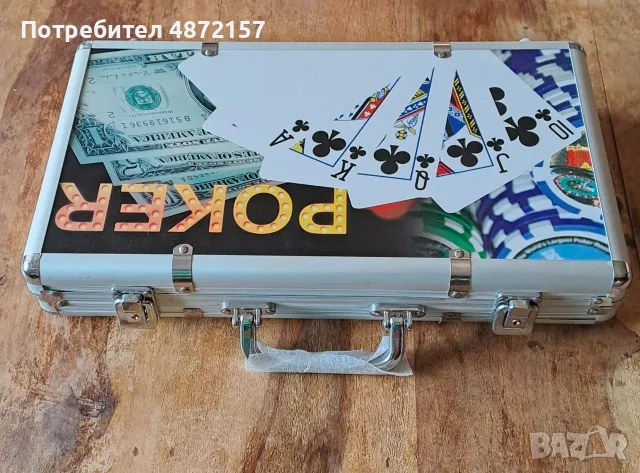 покер комплект в луксозен метален куфар 300 чипа, 2 тестета с карти, снимка 13 - Други игри - 55577678